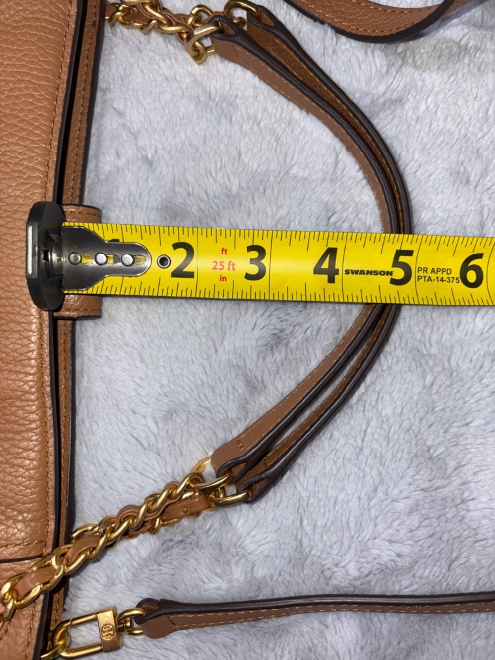 Tory Burch Brown Pebbled Leather Shoulder Bag with Gold Logo - Picture 11 of 15